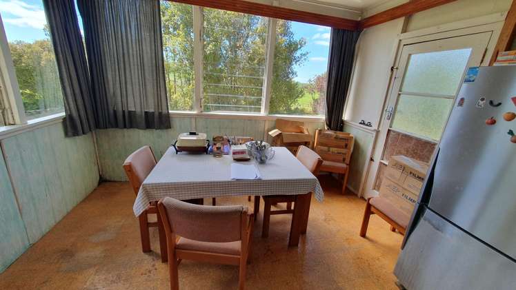 237 Hewlett Road Mata_10