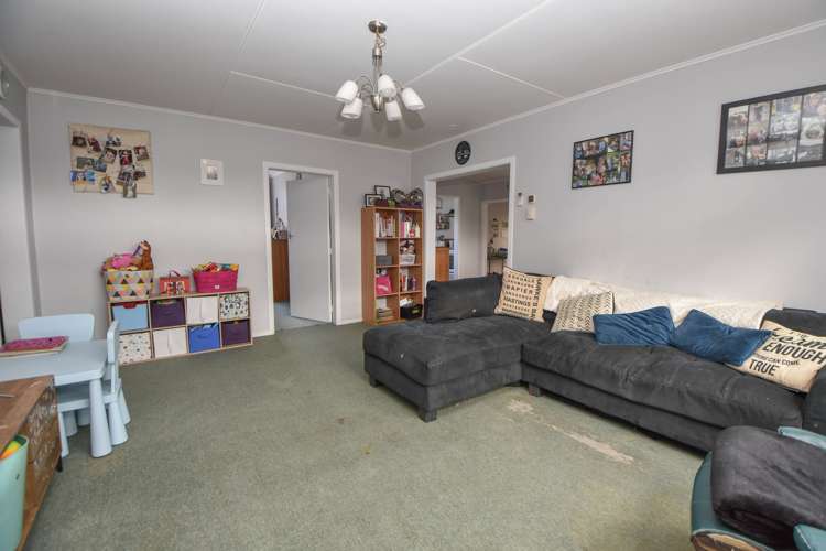 270 High Street South Carterton_5