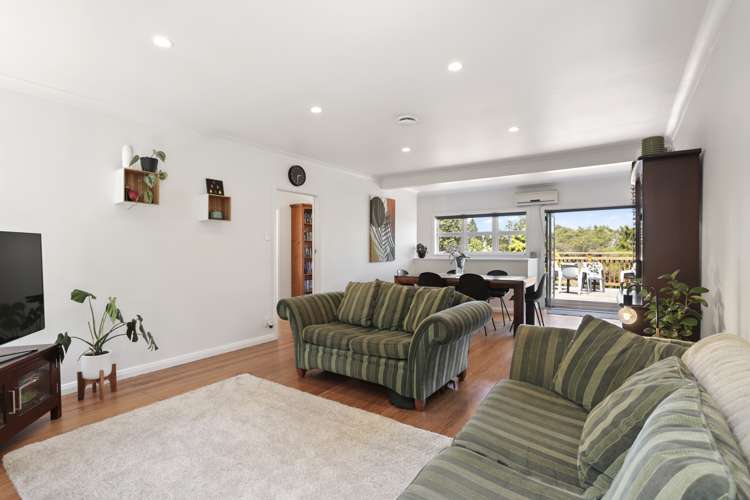 234 Godley Road Titirangi_5