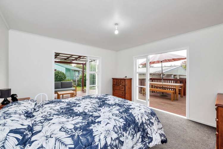 332 Glengarry Road Glen Eden_10