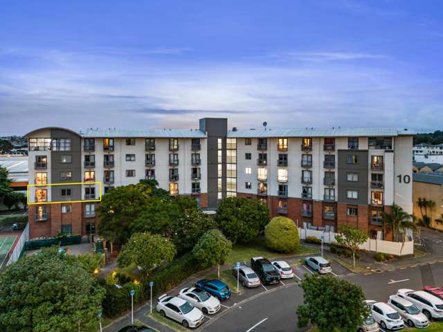 2A/10 Crown Lynn Place New Lynn_3