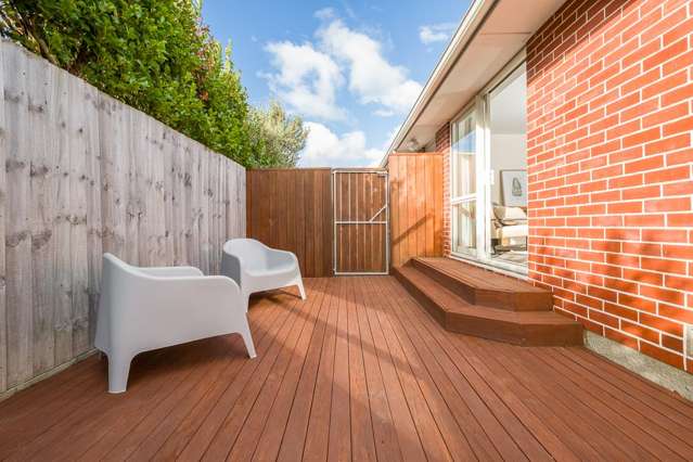 2/131 Springfield Road Saint Albans_1
