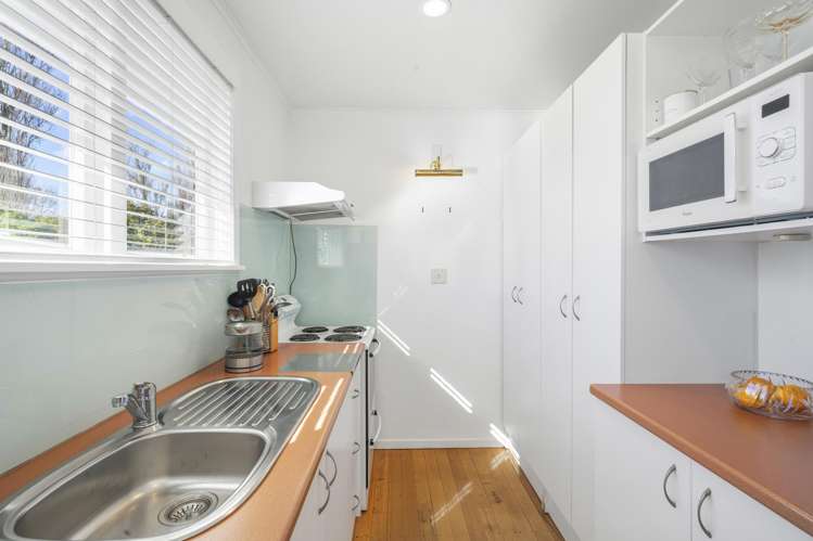 7 Koru Street Mangere Bridge_10