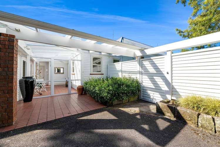 568 South Road Omata_4