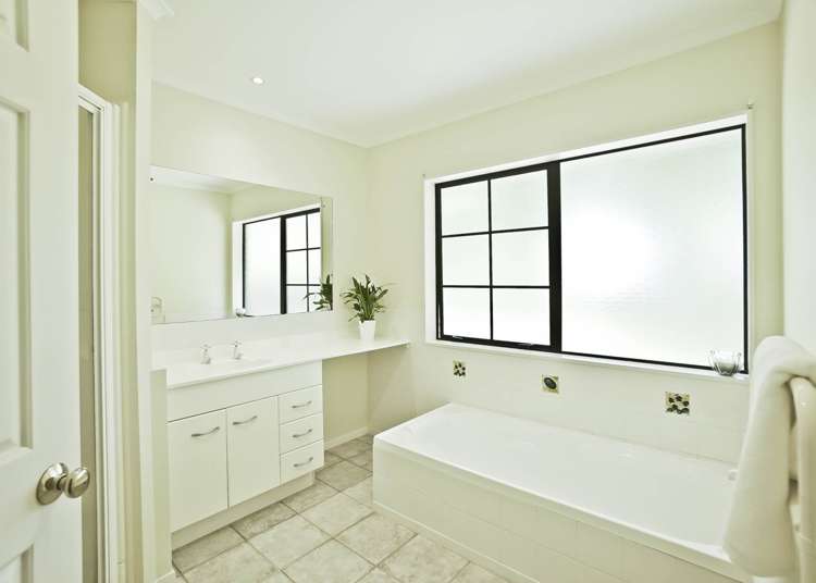 1070 Weranui Road Wainui_13