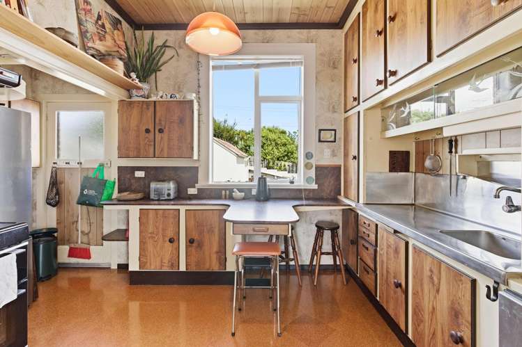 19 Constitution Street Port Chalmers_12