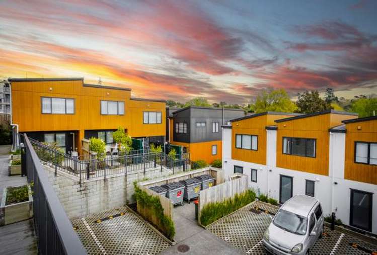 9/18 Hewlett Road Massey_13