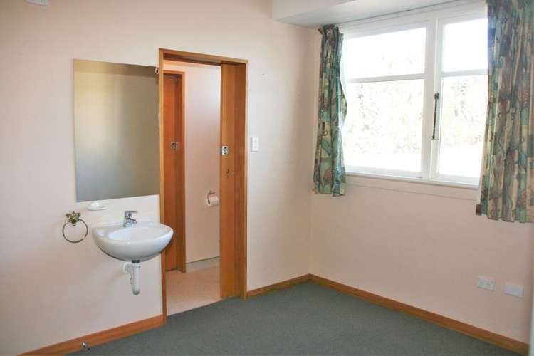 27 Wingatui Road Mosgiel_12