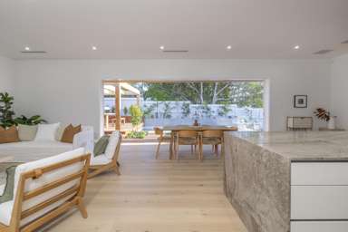 122 Crummer Road_2