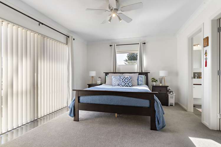 24 Charles Street Carterton_11