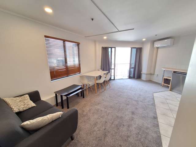 12C/6 Whitaker Place 10015_2