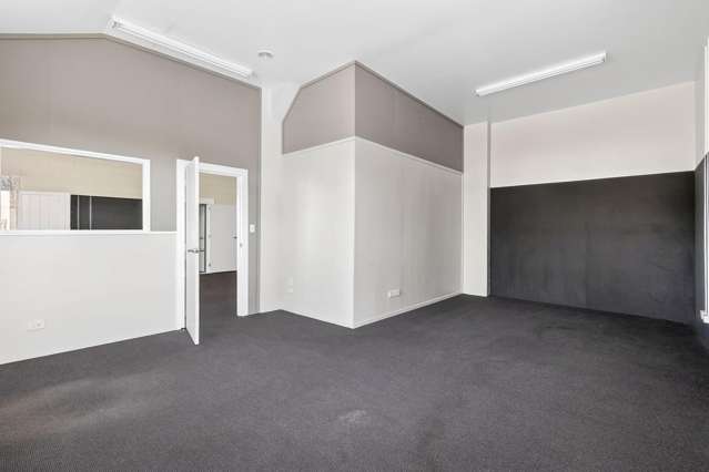 21 River Road Ngatea_4