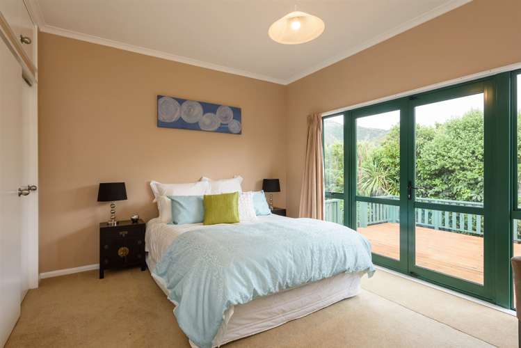 32 Jordan Street Island Bay_15