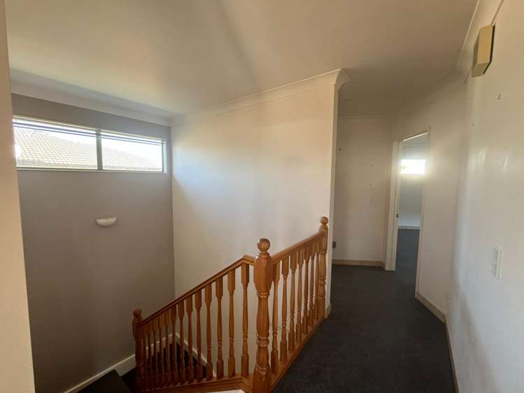 10B Nadine Place Mangere Bridge_13