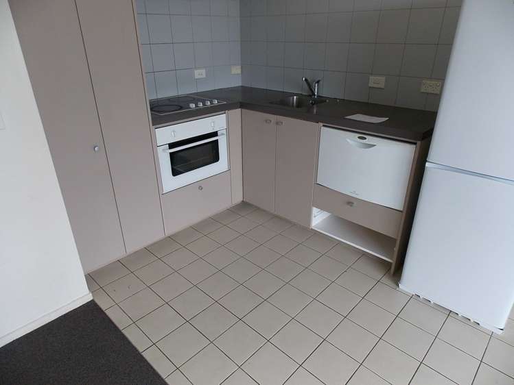 2c/3 Keystone Avenue Mount Roskill_7