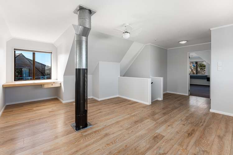 37 Erris Street Johnsonville_17