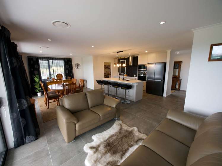 717 Millbrook Road Waipu_12