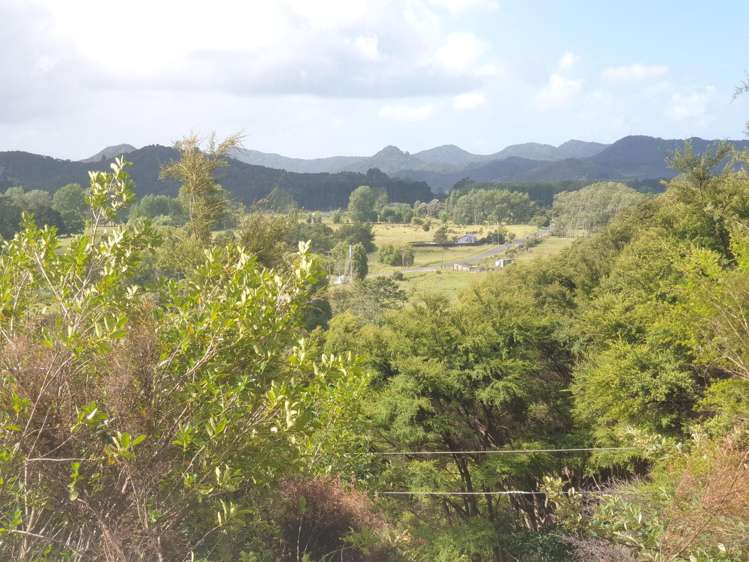 4C Moana Crescent Kennedy Bay_10