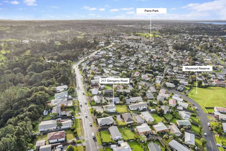 217 Glengarry Road Glen Eden_22