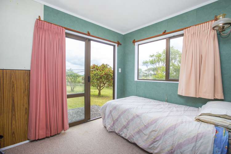 168 Okahukura Road Tapora_10