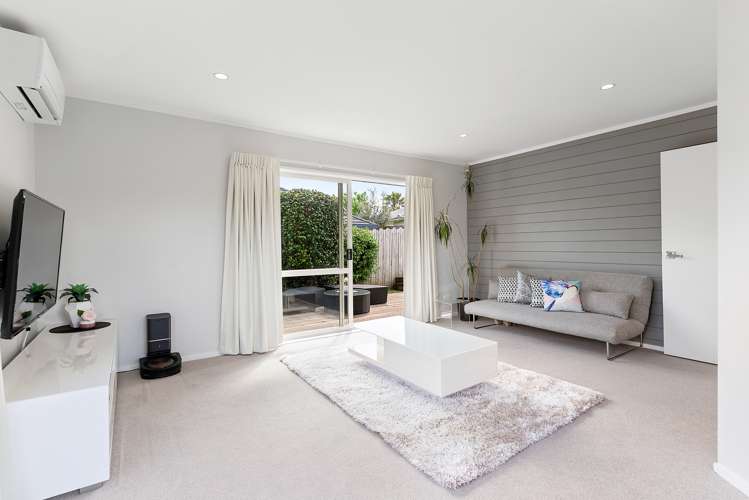 2/5 Daria Place Northpark_9