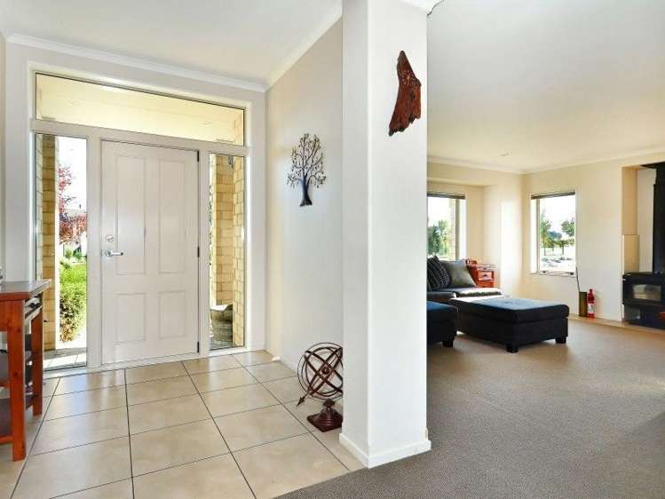 9 Mchugh Crescent Darfield_3