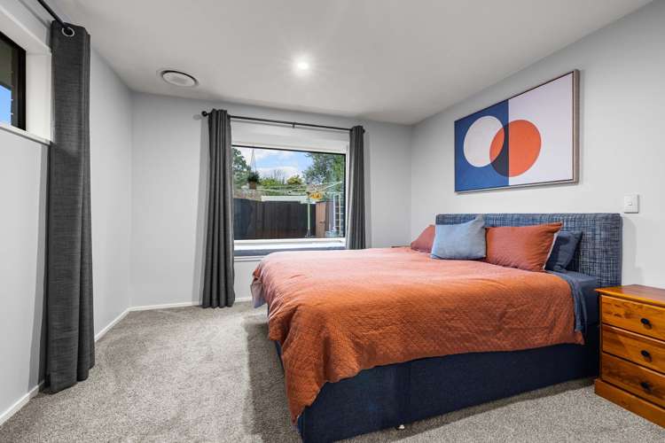 44C Kathleen Crescent Hornby_13
