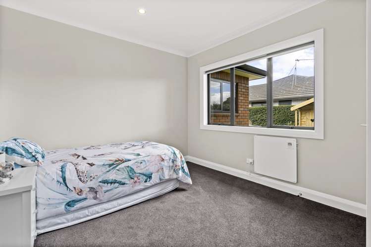 9 Henry Bell Close Leamington_17