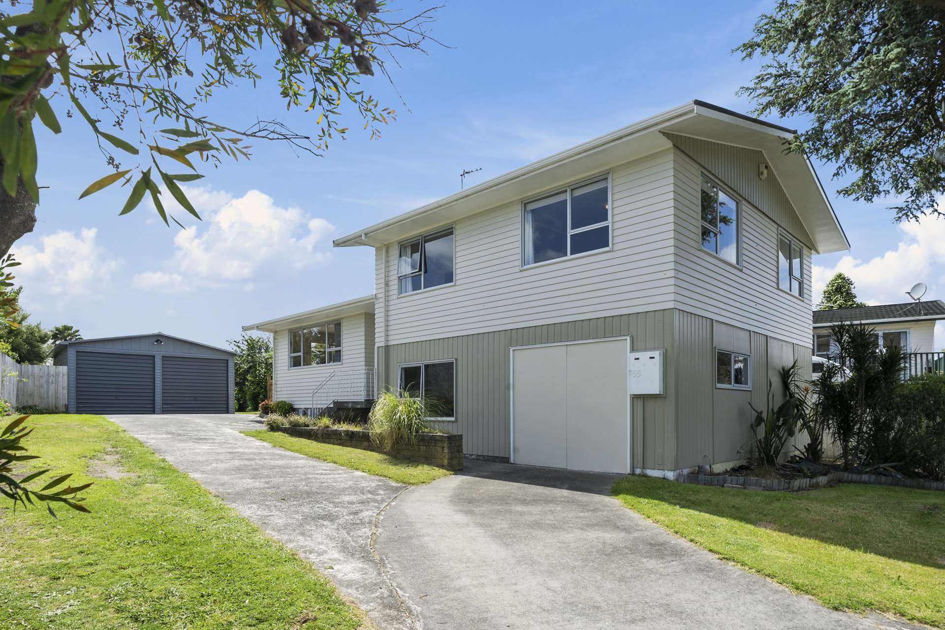 55 Eatwell Avenue Paraparaumu Beach_0