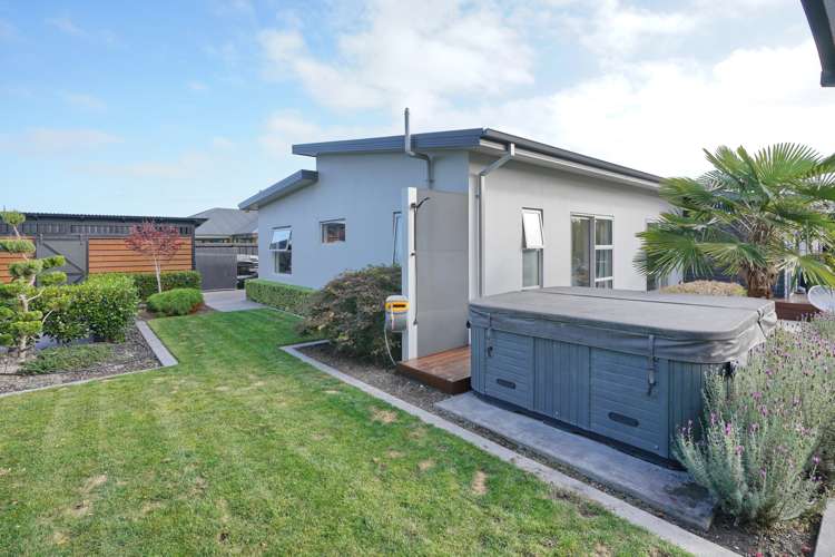 9 Sunline Avenue Lincoln_16