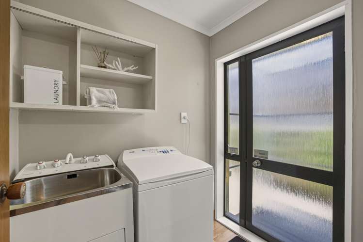 1/60A Somme Street, Saint Albans_13