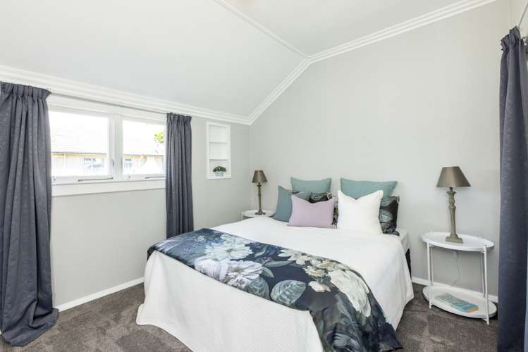 908 Oliphant Road Raureka_11