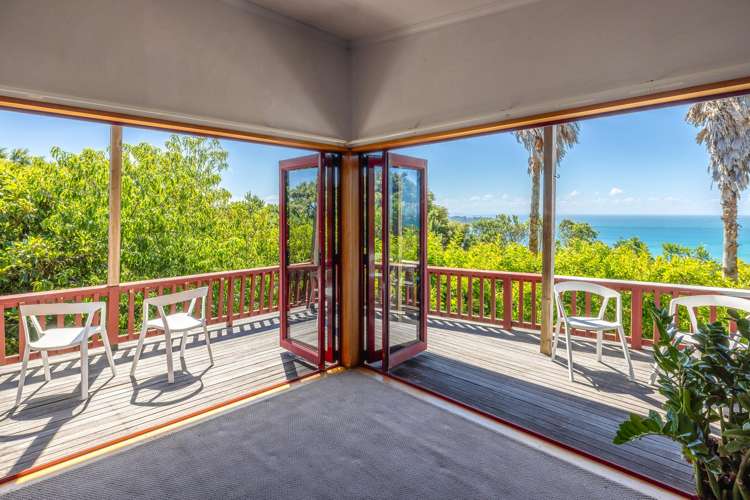 100 Trig Hill Road Onetangi_4