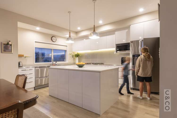 64 Pohutukawa Parade Riverhead_16