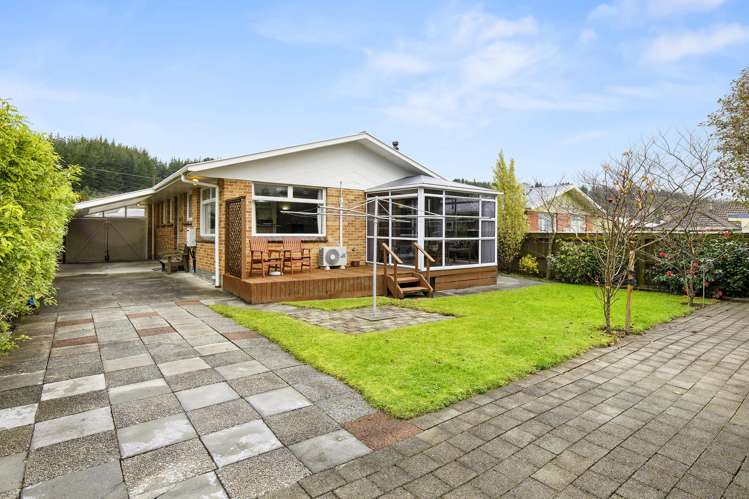 5 Norana Road Maoribank_17