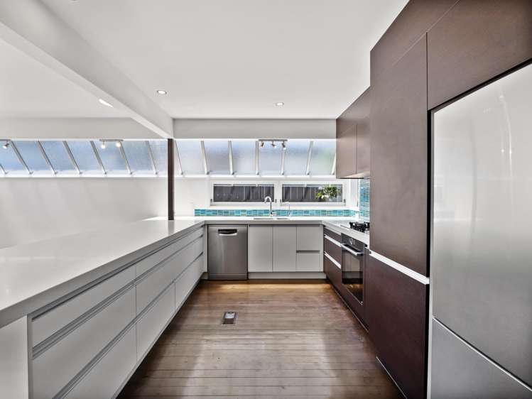 19 Stratford Place Otumoetai_9