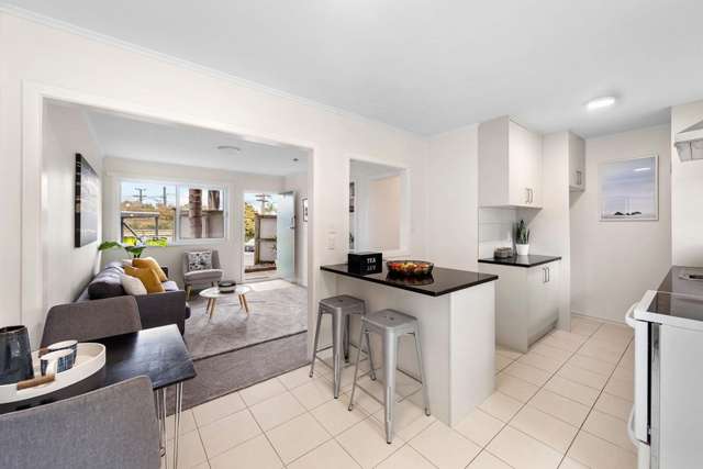 2/56 Linwood Avenue Mount Albert_4