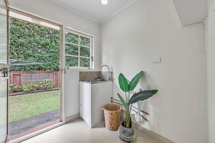 1/7 Kentigern Close Pakuranga_13
