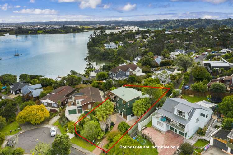 81 Rosecamp Road Beach Haven_36