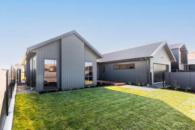 Brand New Luxury Overlooking Reserve