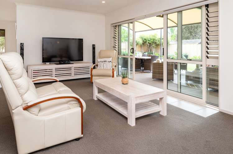 7 Columbia Crescent Beachlands_13