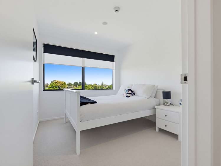 323/8 Thompson Park Road Mount Wellington_11