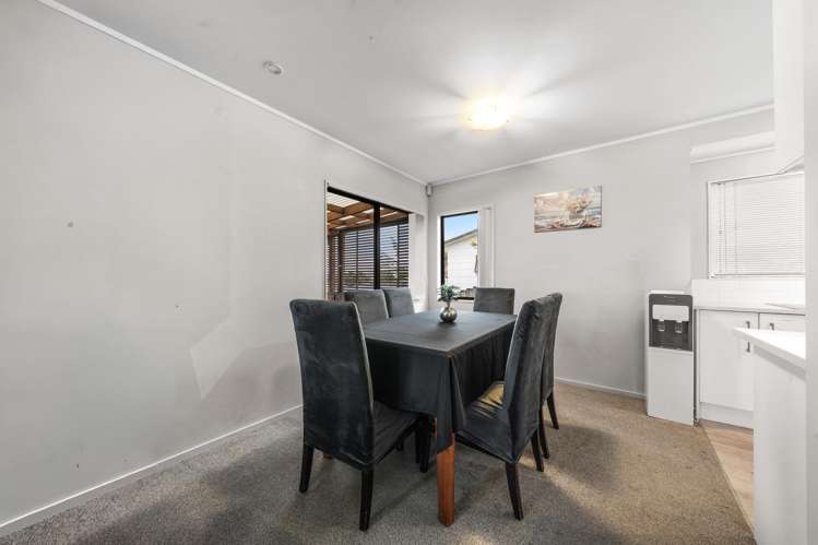 2/43 Templeton Place Clendon Park_3