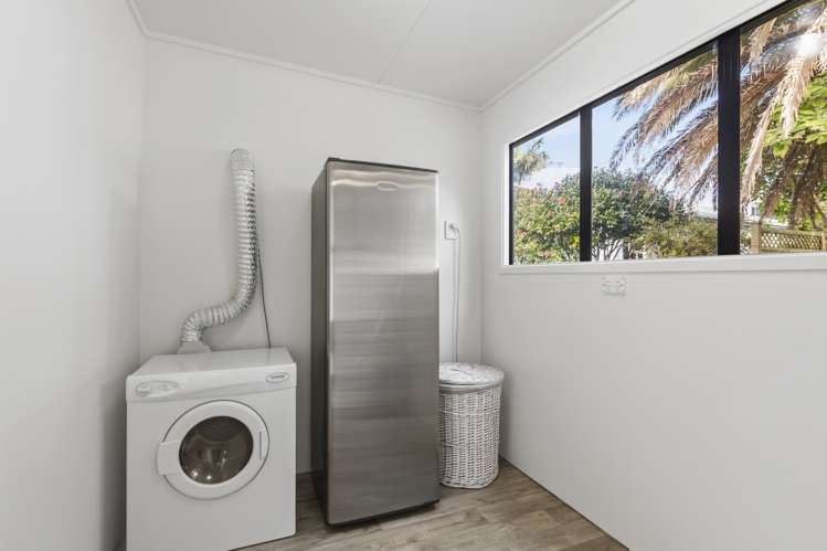 1/2 Miro Road Mangere Bridge_14