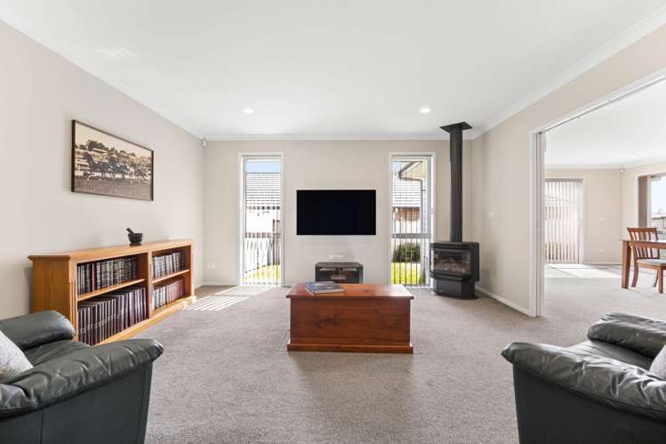 102 Pohutukawa Parade Riverhead_10