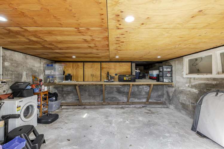 10 Holford Street Westown_21