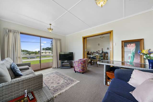 84 Park Avenue Waitarere Beach_1