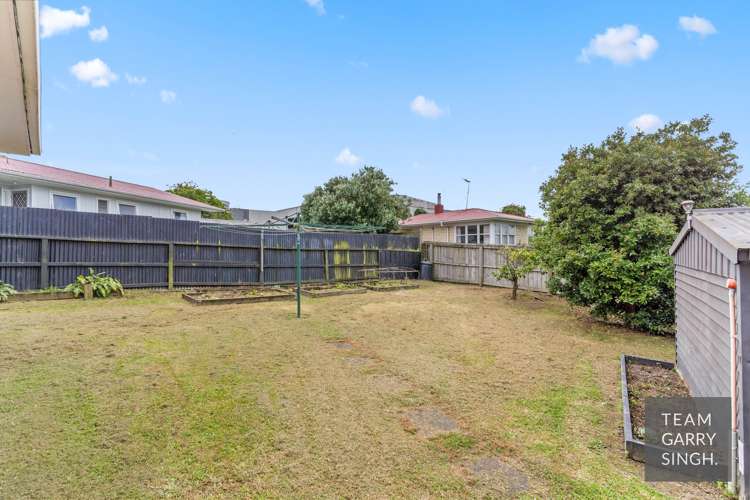 8 Sterling Avenue Manurewa_11