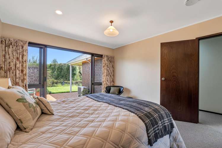 36 Beach Road Urenui_14