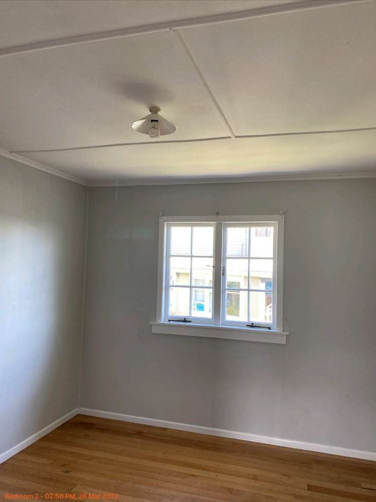 13 Cross Street Drury_13